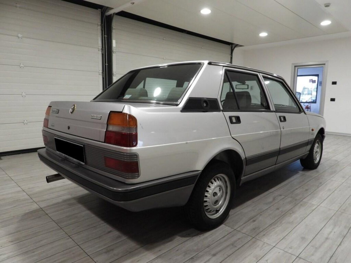 Alfa Romeo Giulietta 2.0 turbodiesel L (6)