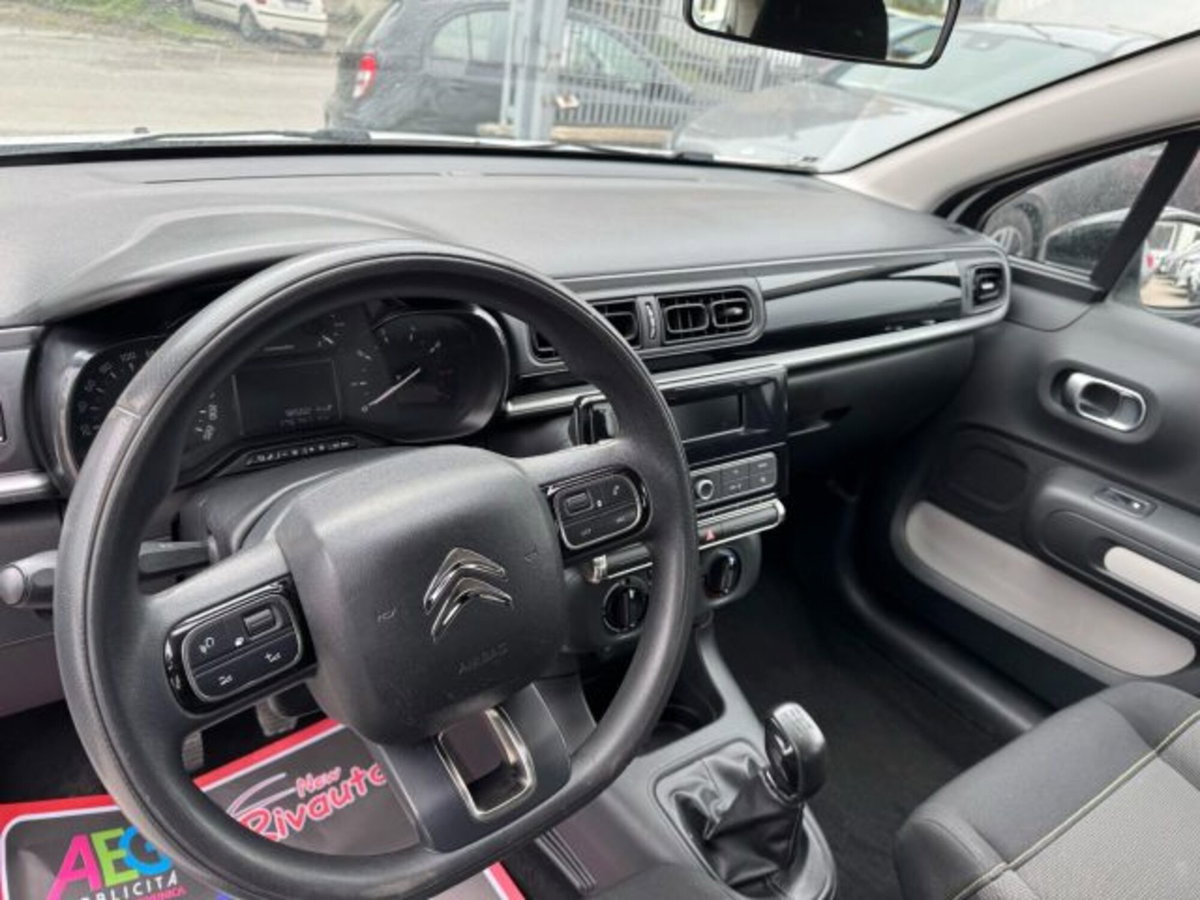 Citroen C3 BlueHDi 100 S&S Van Feel (10)