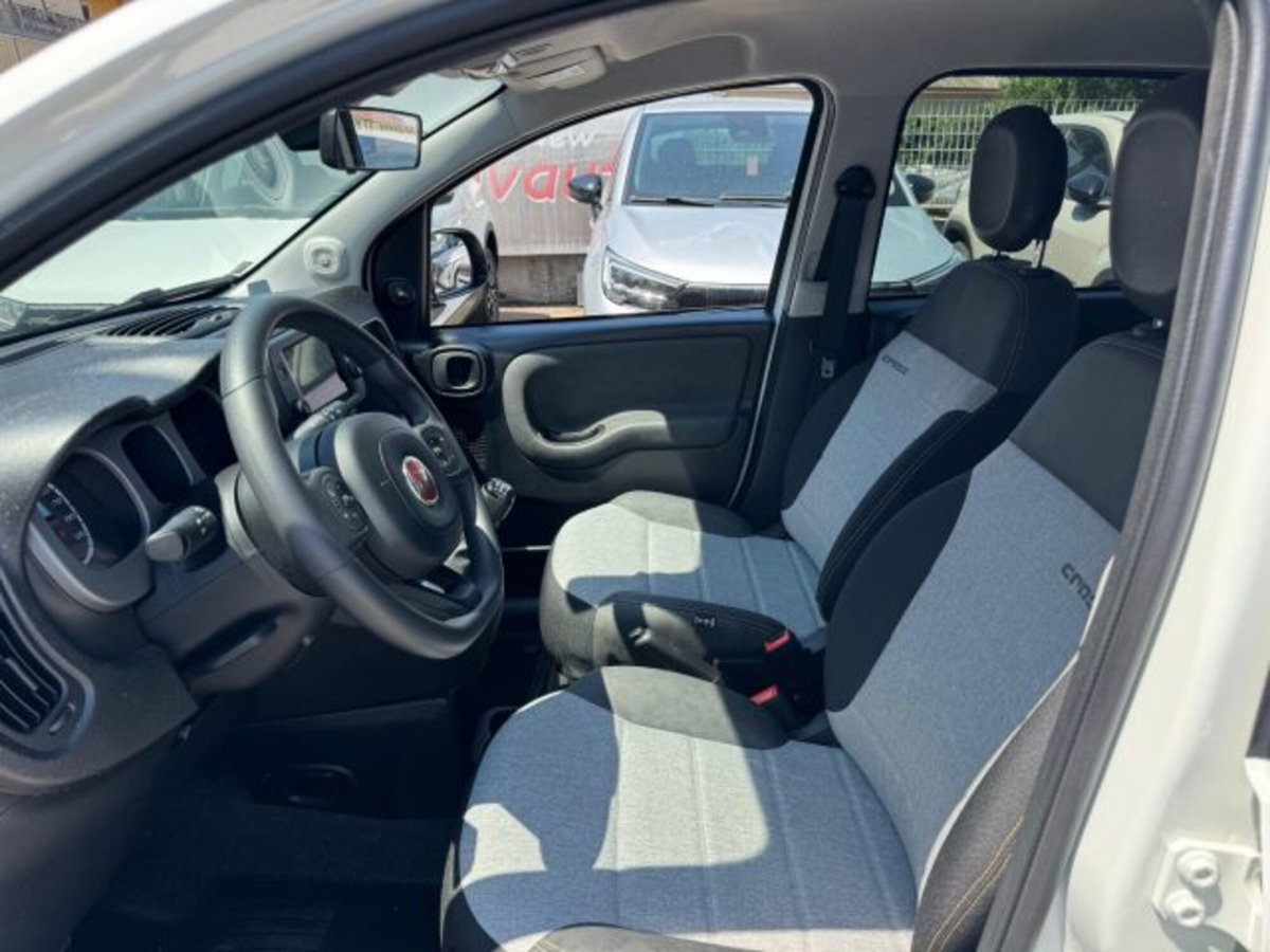 Fiat Panda Cross 1.0 firefly hybrid Cross s&s 70cv 5p.ti (11)
