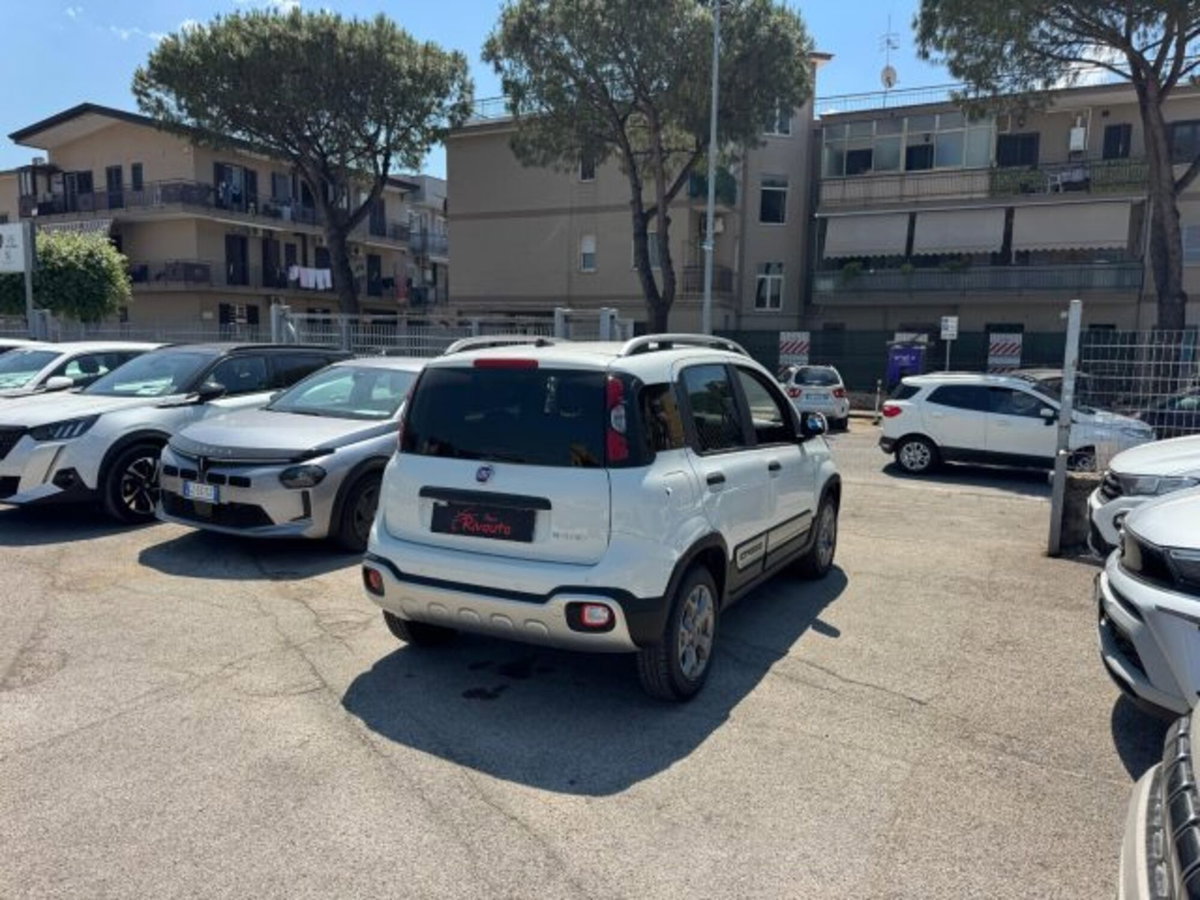 Fiat Panda Cross 1.0 firefly hybrid Cross s&s 70cv 5p.ti (7)