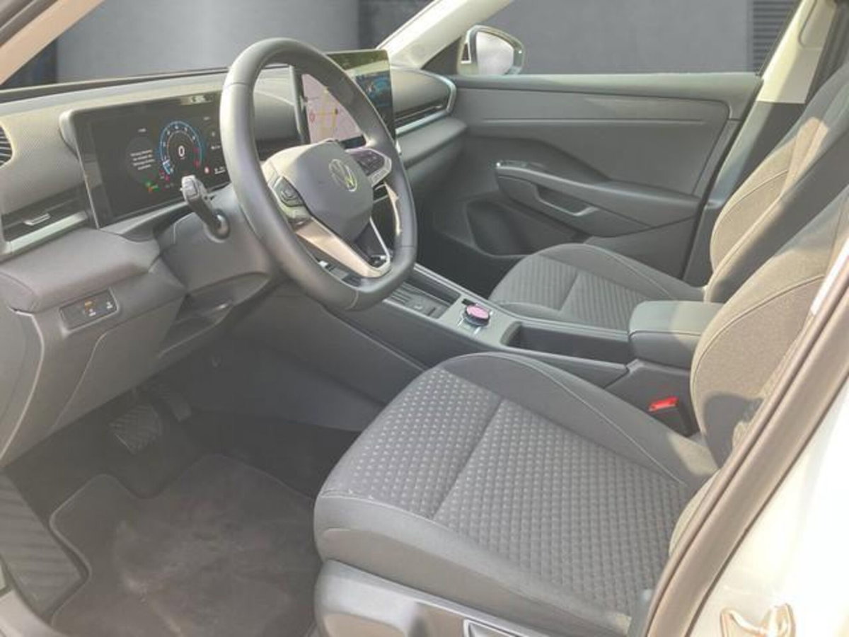 Volkswagen T-Roc 1.5 etsi Style 115cv dsg (11)