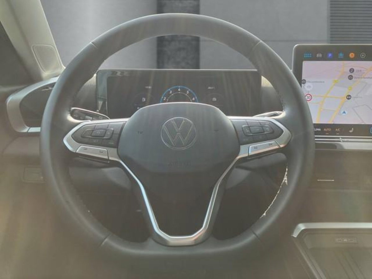 Volkswagen T-Roc 1.5 etsi Style 115cv dsg (17)