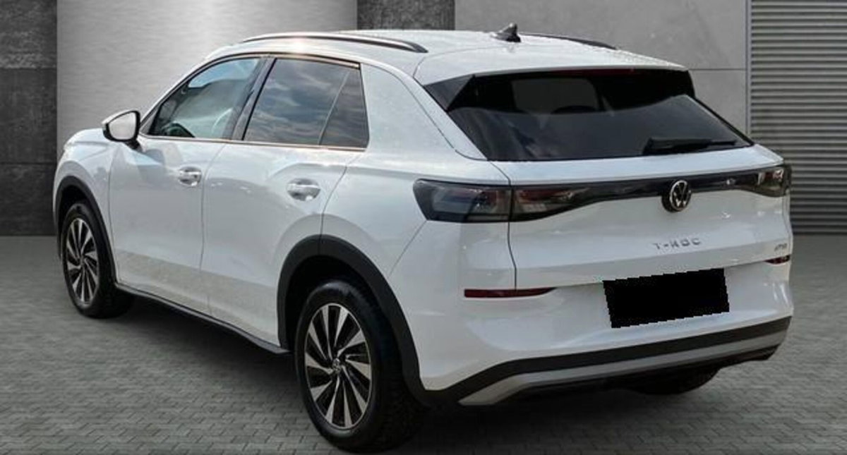 Volkswagen T-Roc 1.5 etsi Style 115cv dsg (3)