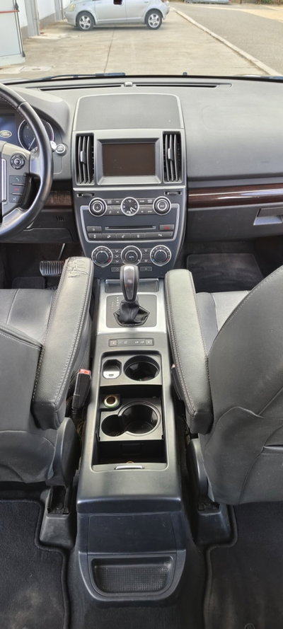 Land Rover Freelander 2.2 SD4 S.W. HSE (14)