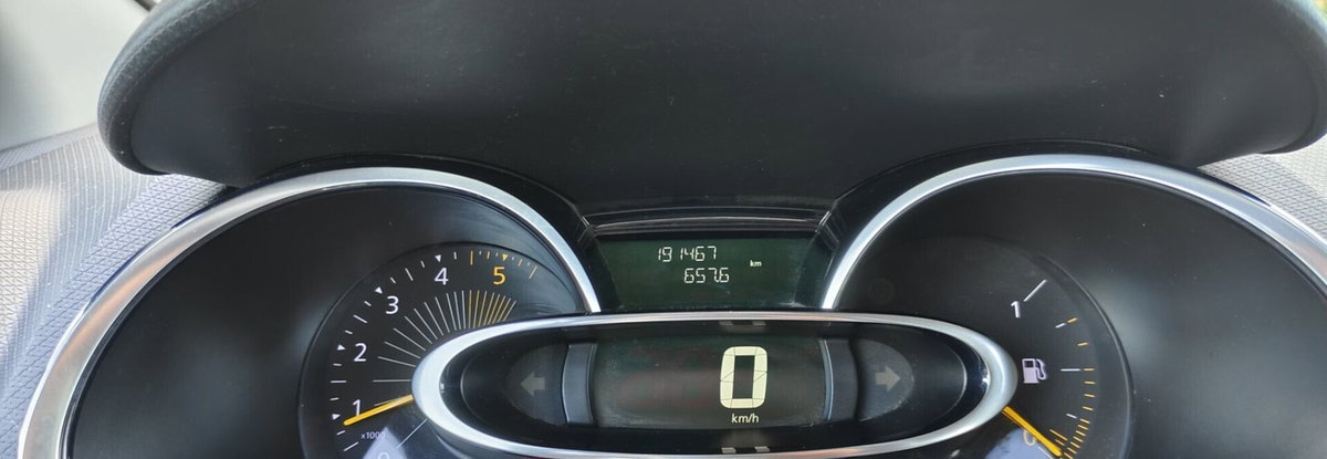 Renault Clio 1.5 dCi 8V 75CV 5 porte Live (15)