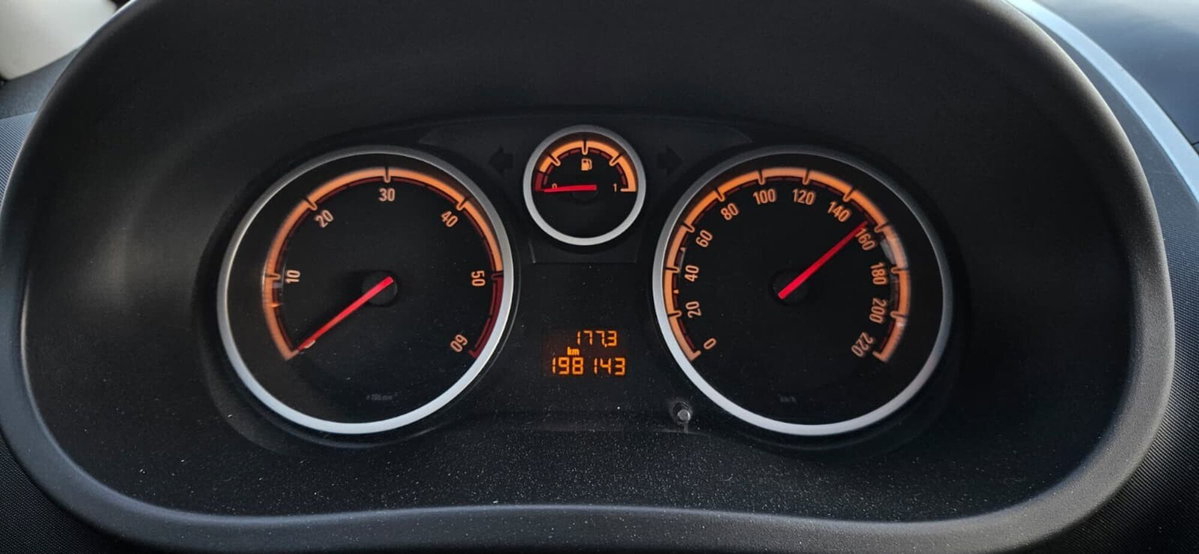 Opel Corsa 1.3 CDTI 90CV 5 porte Cosmo (10)