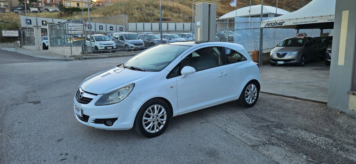 Opel Corsa 1.3 CDTI 90CV 5 porte Cosmo (3)