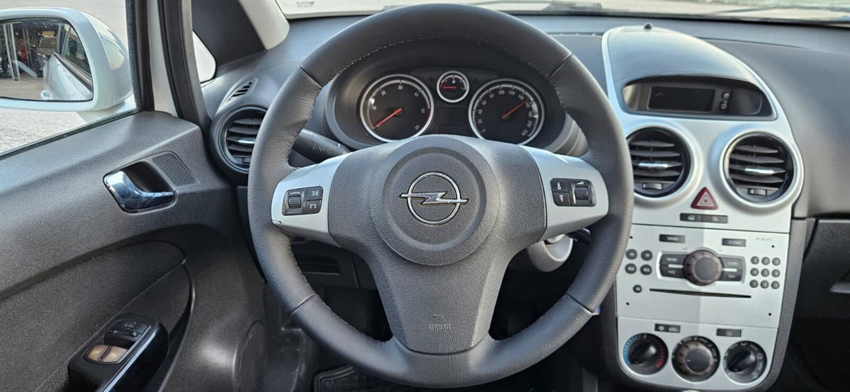 Opel Corsa 1.3 CDTI 90CV 5 porte Cosmo (9)