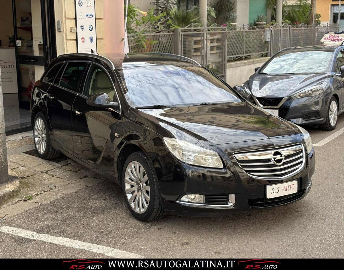 Opel Insignia Station Wagon CDTI 160CV Sports Cosmo (2)