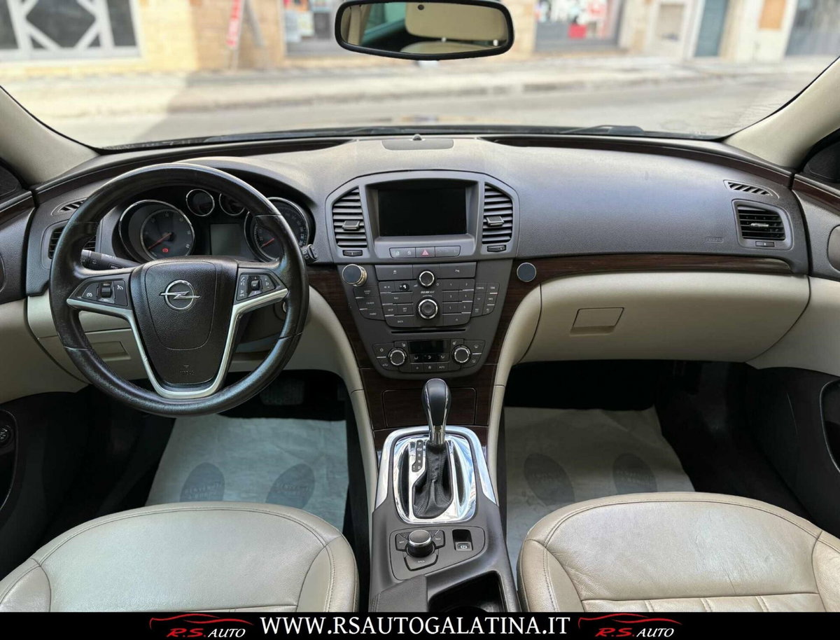 Opel Insignia Station Wagon CDTI 160CV Sports Cosmo (5)