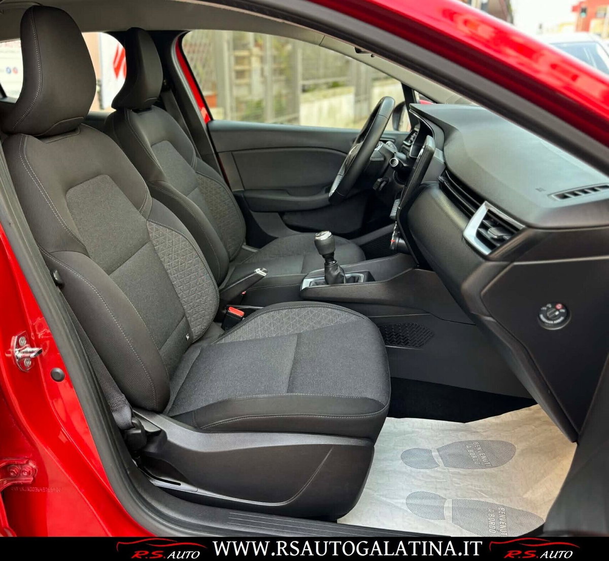 Renault Clio SCe 75 CV 5 porte Intens (9)