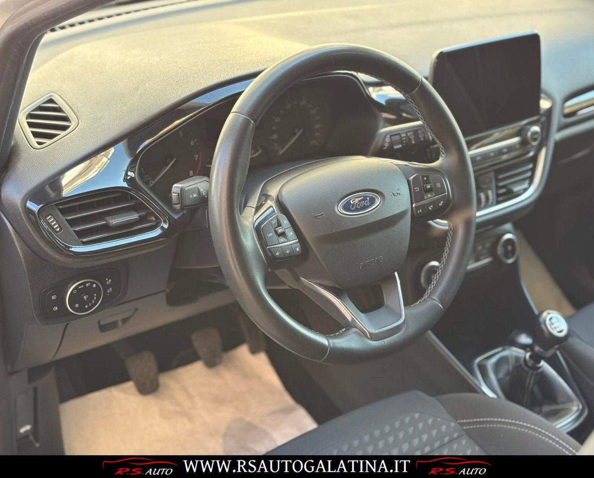 Ford Fiesta 1.0 Ecoboost Hybrid 125 CV 5 porte Titanium (5)