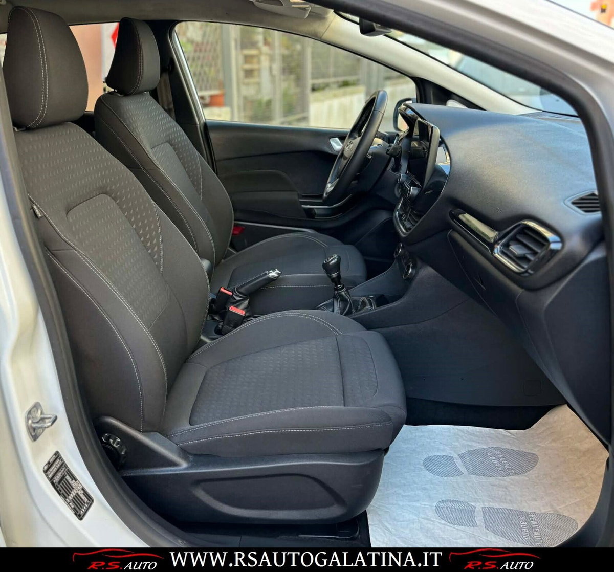 Ford Fiesta 1.0 Ecoboost Hybrid 125 CV 5 porte Titanium (7)