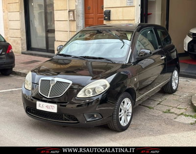 Lancia Ypsilon 1.3 MJT 75 CV Argento usata
