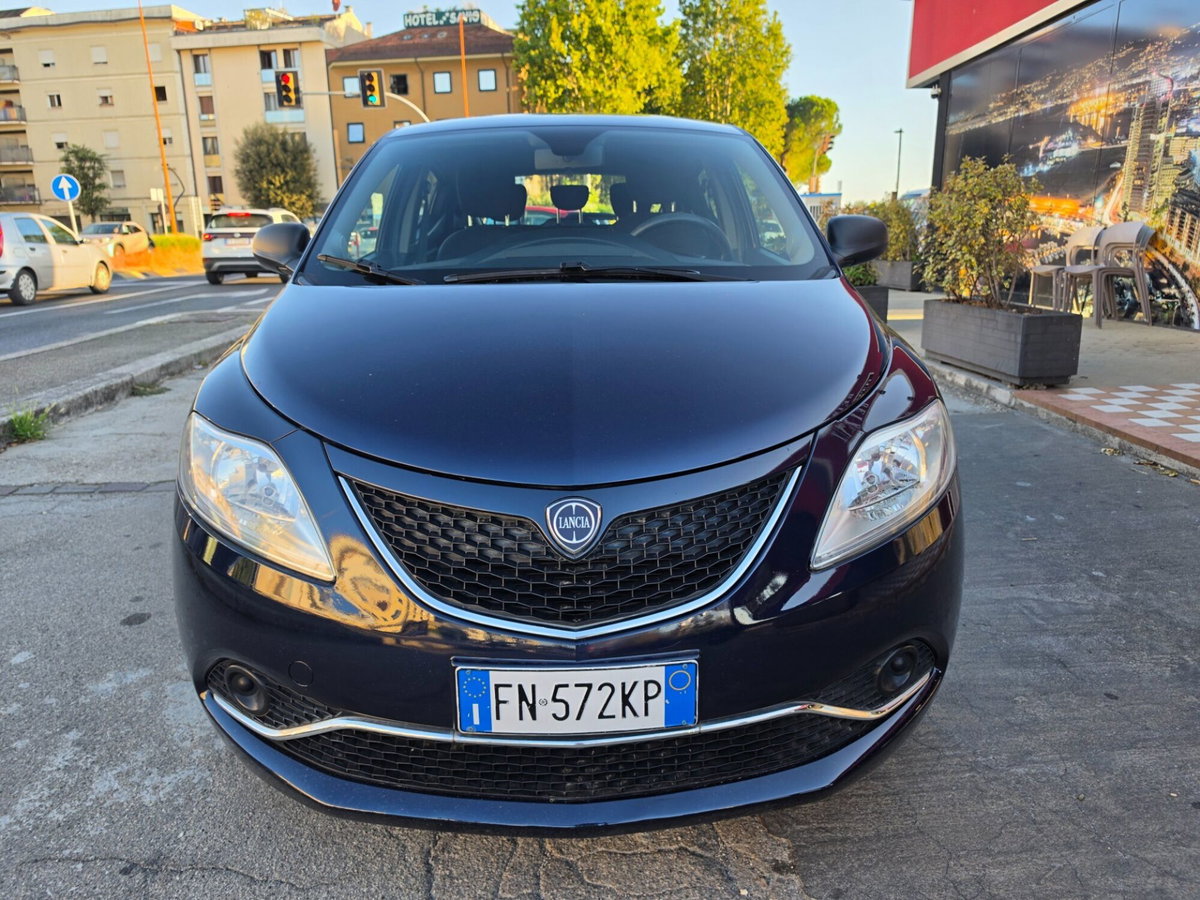 Lancia Ypsilon 1.2 69 CV 5 porte GPL Ecochic Gold