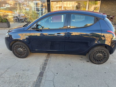 Lancia Ypsilon 1.2 69 CV 5 porte GPL Ecochic Gold (15)