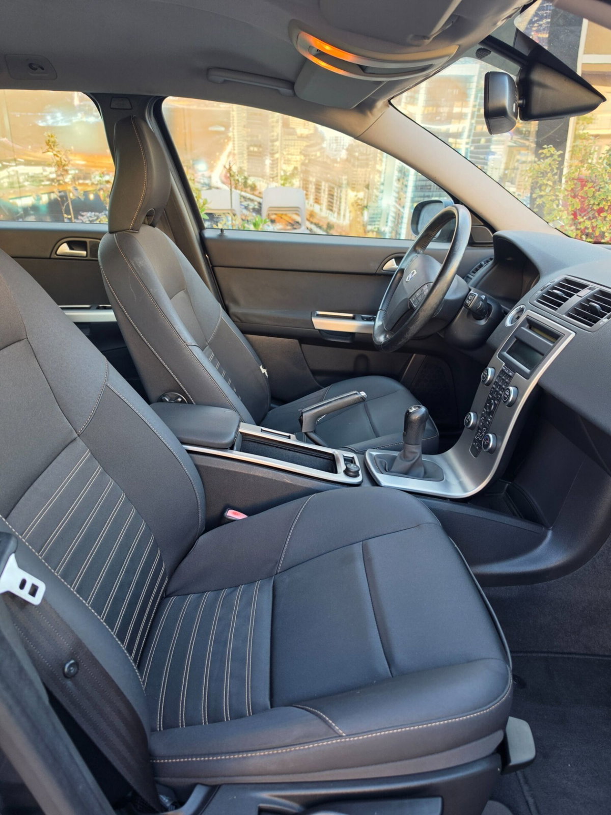 Volvo V50 D4 Geartronic Summum (12)
