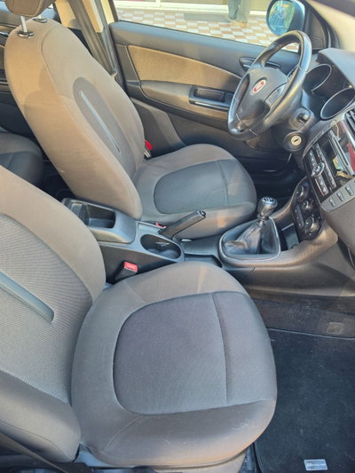 Fiat Bravo 1.4 T-jet 120 CV Active (11)