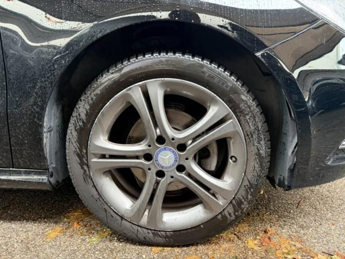 Mercedes-Benz Classe B 180 CDI Executive (3)
