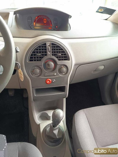 Renault Modus 1.2 16V Confort Dynamique (20)