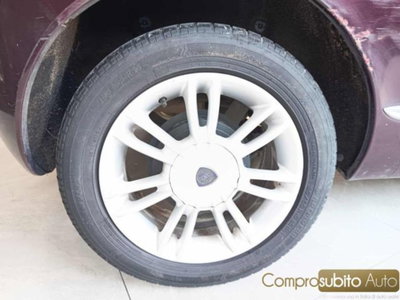 Lancia Ypsilon 1.2 Platino (12)