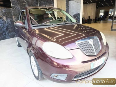 Lancia Ypsilon 1.2 Platino (3)