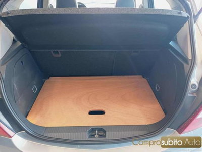 Opel Corsa 1.2 85CV 5 porte GPL-TECH Edition (18)