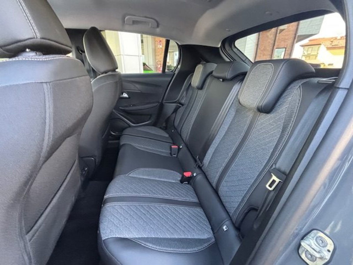 Peugeot 208 PureTech 100 Stop&Start 5 porte Allure (12)