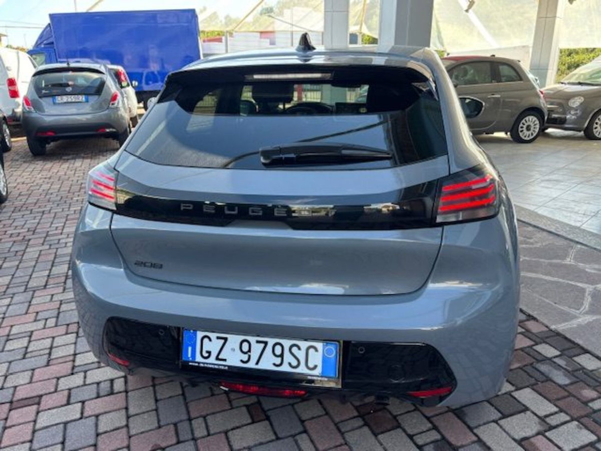 Peugeot 208 PureTech 100 Stop&Start 5 porte Allure (5)