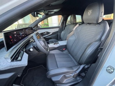 Peugeot 3008 1.2 hybrid GT Exclusive 145cv e-dcs6 (9)