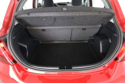 Toyota Yaris 1.0 5 porte Cool (4)