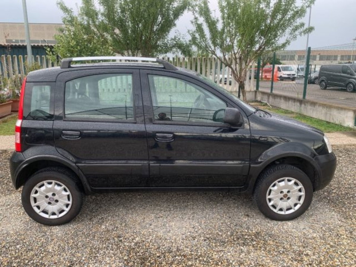 Fiat Panda 1.3 MJT 16V DPF 4x4 Climbing (6)