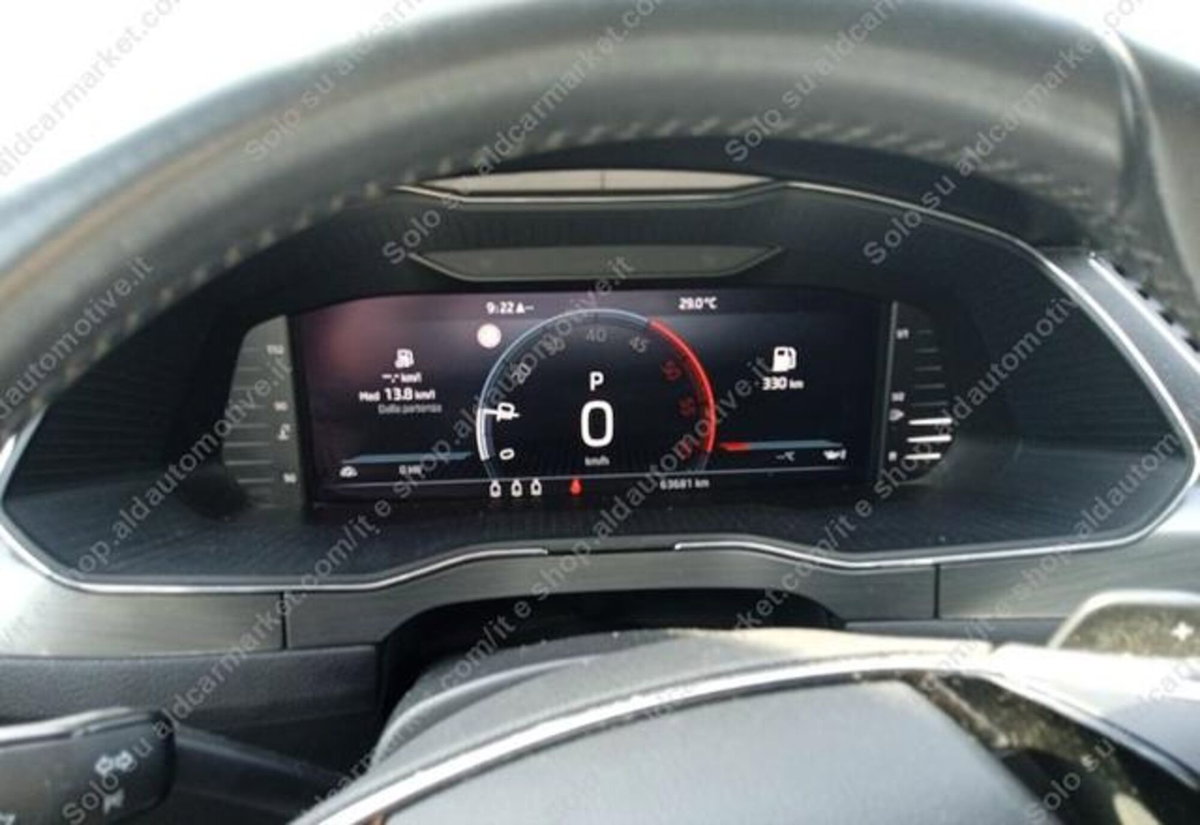 Skoda Superb Station Wagon 2.0 TDI EVO 150 CV SCR DSG Wagon Style (9)