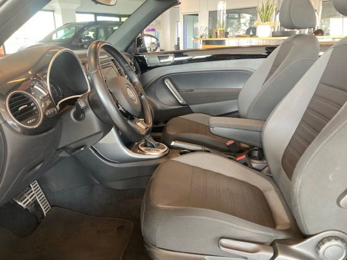 Volkswagen Maggiolino Cabrio 1.4 TSI DSG Sport BlueMotion Technology (11)