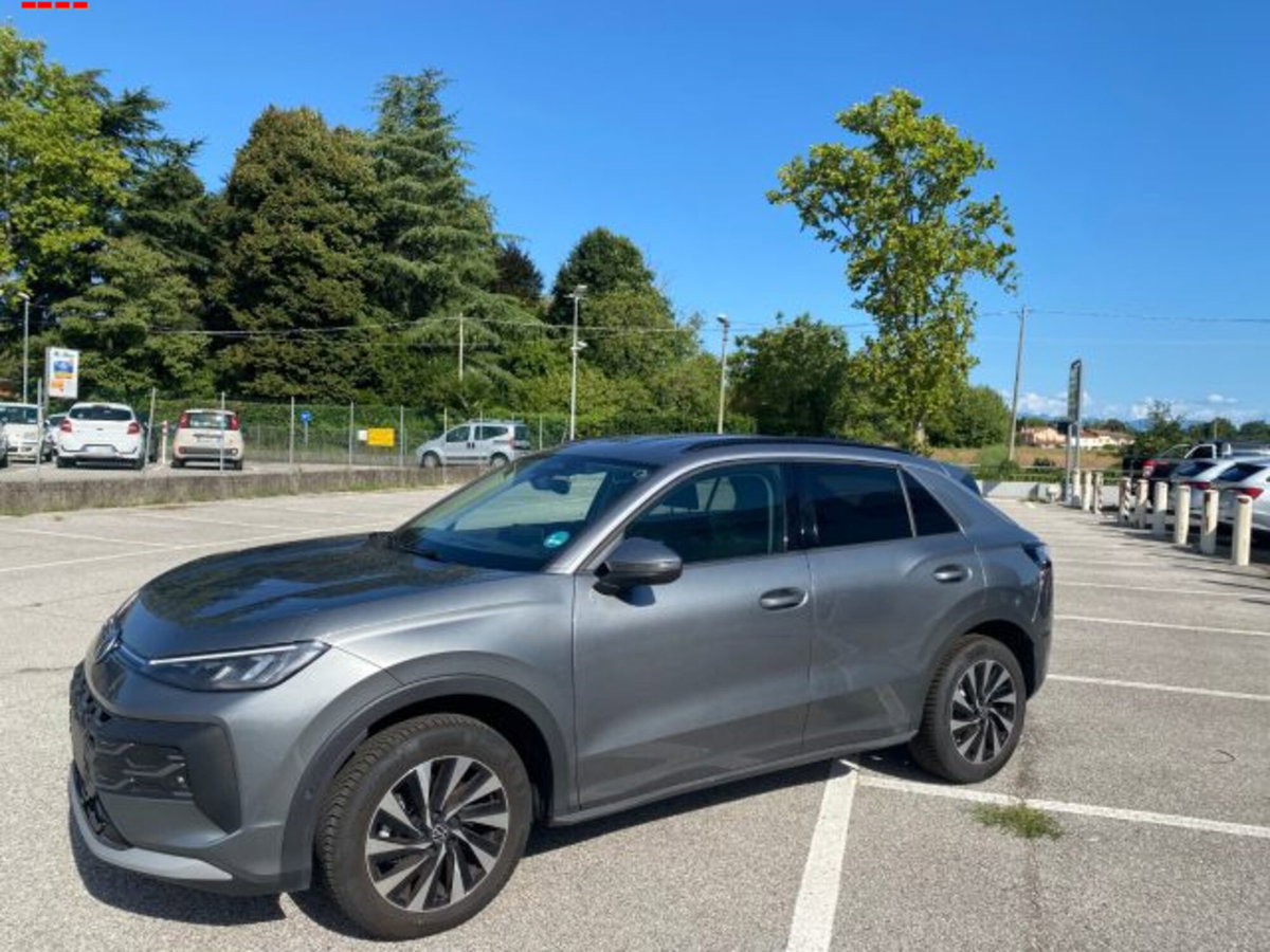 Volkswagen T-Roc 1.5 etsi Life 115cv dsg