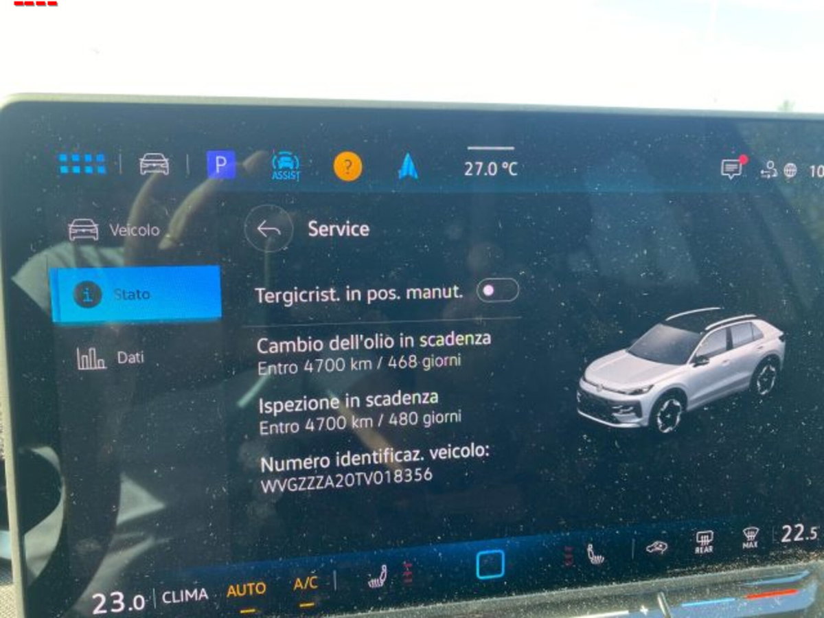 Volkswagen T-Roc 1.5 etsi Life 115cv dsg (13)