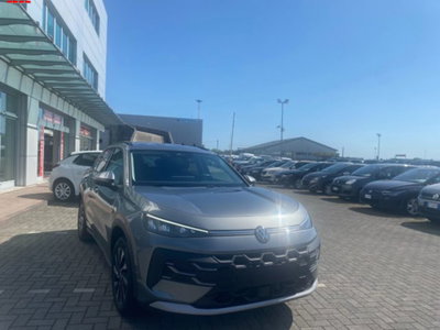 Volkswagen T-Roc 1.5 etsi Life 115cv dsg (17)