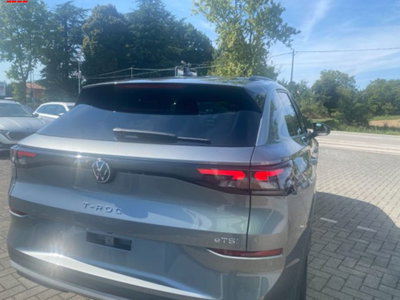 Volkswagen T-Roc 1.5 etsi Life 115cv dsg (20)