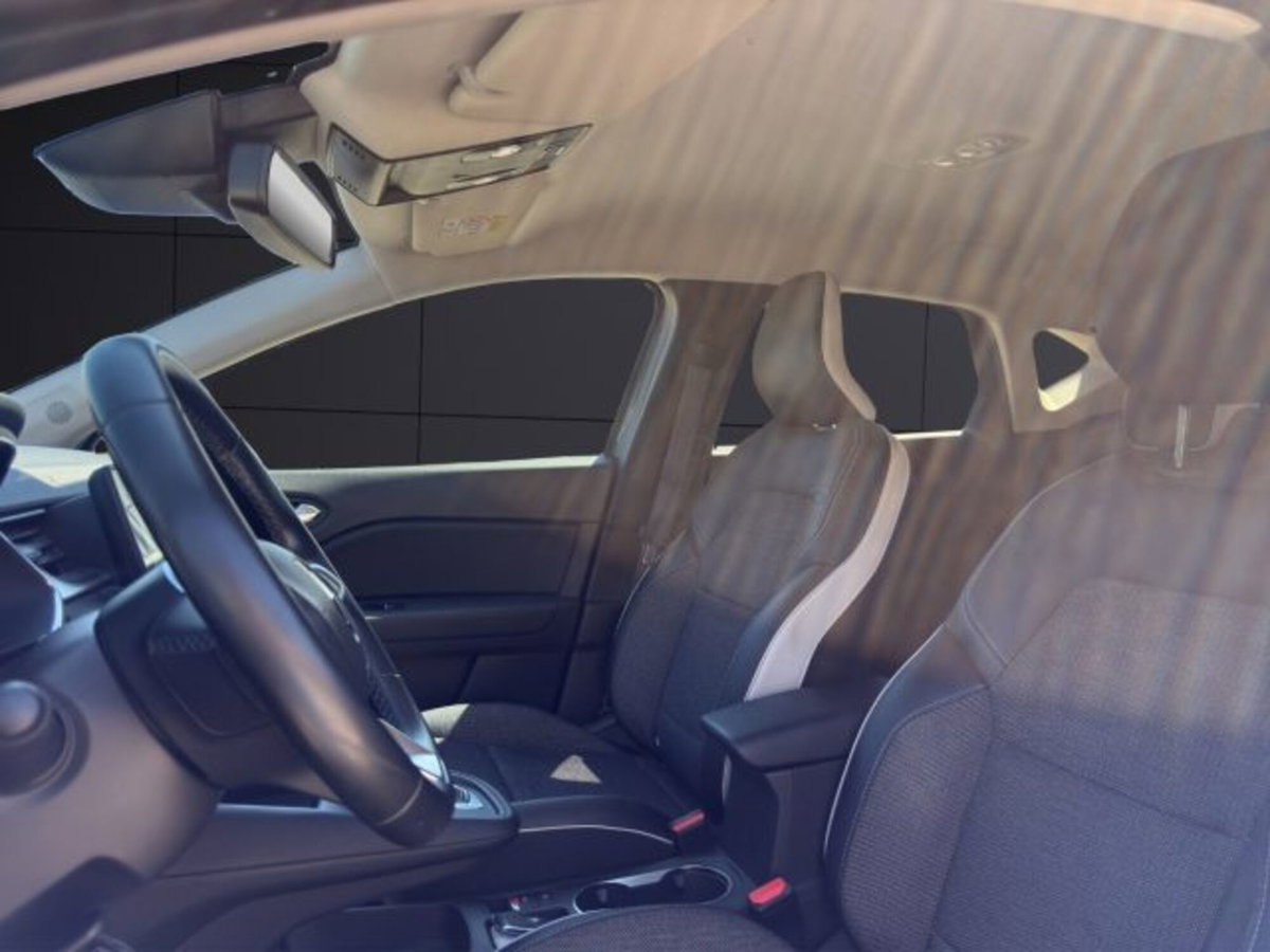 Renault Captur Plug-in Hybrid E-Tech 160 CV Intens (7)