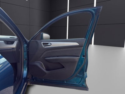 Renault Arkana E-Tech 145 CV Intens (16)