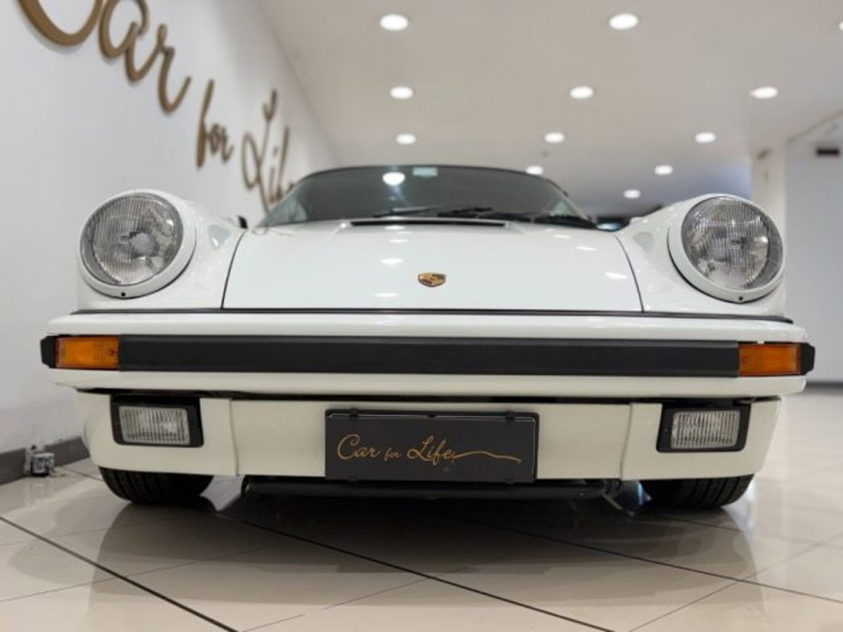 Porsche 911 Cabrio Carrera 3.2 (4)