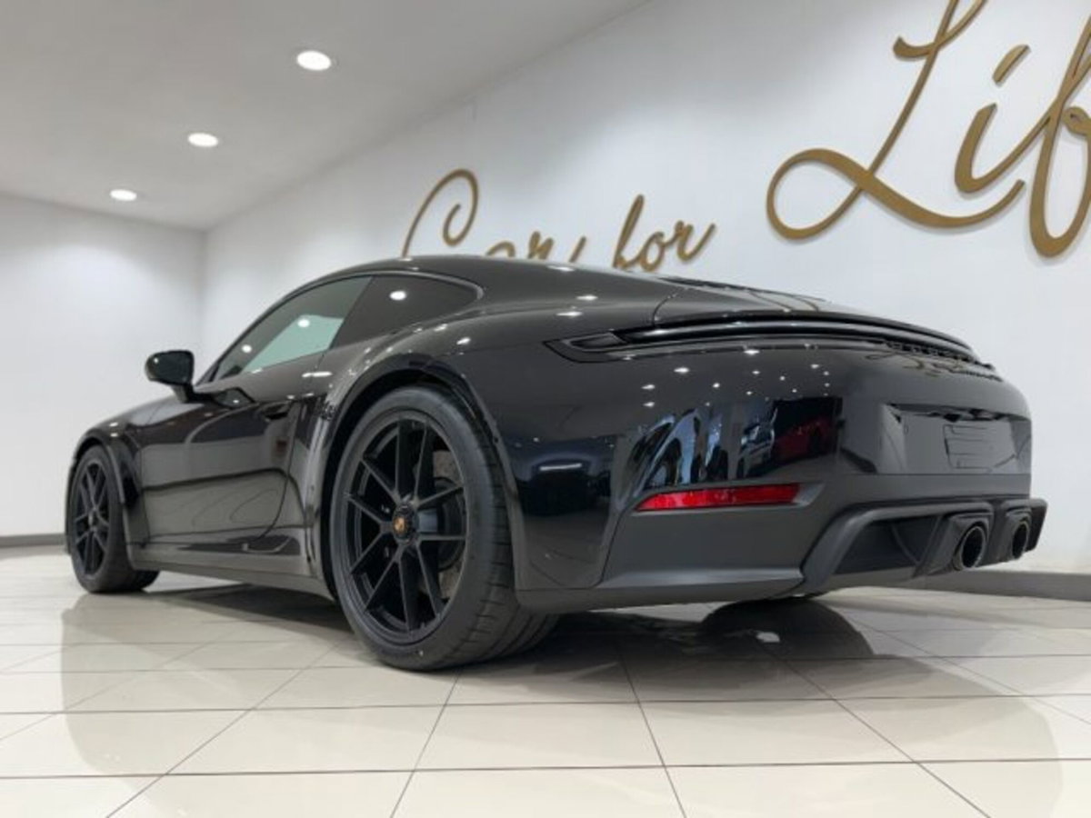 Porsche 911 Coupé 3.6 Carrera 4 GTS auto (11)