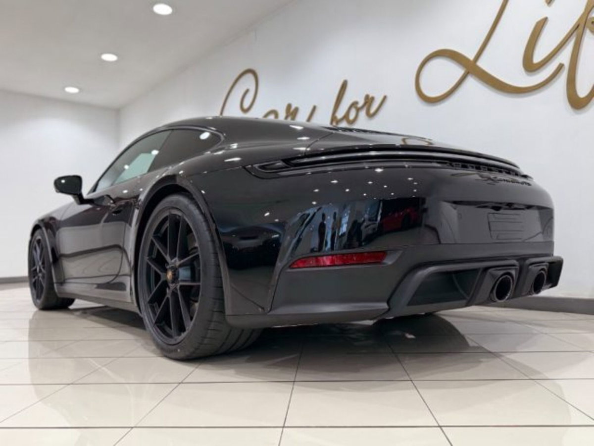 Porsche 911 Coupé 3.6 Carrera 4 GTS auto (14)