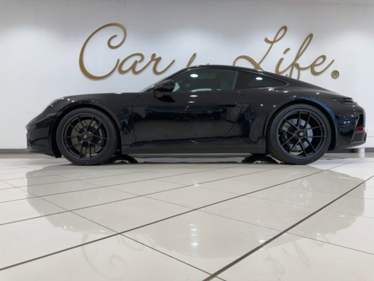 Porsche 911 Coupé 3.6 Carrera 4 GTS auto (8)