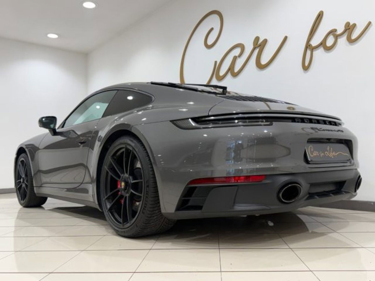 Porsche 911 Coupé Coupe 3.0 Carrera 4 GTS (15)