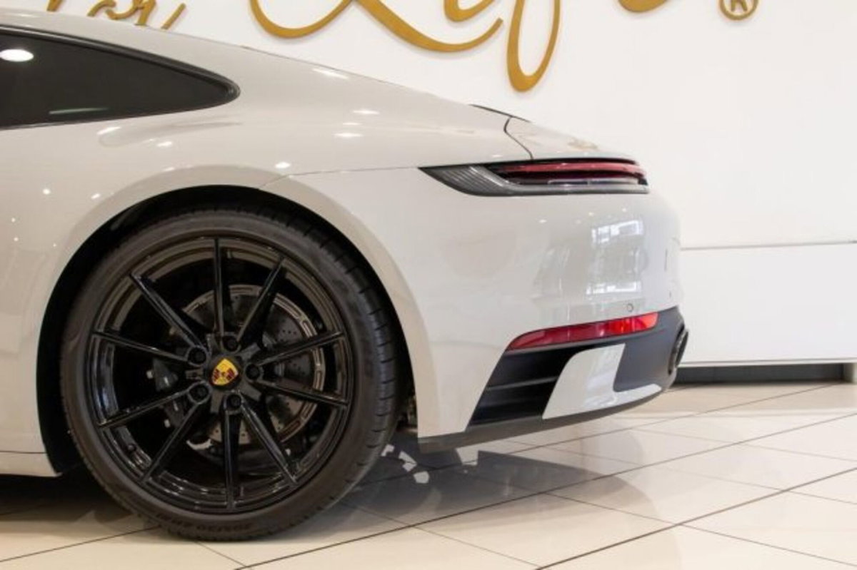 Porsche 911 Coupé Coupe 3.0 Carrera T (10)