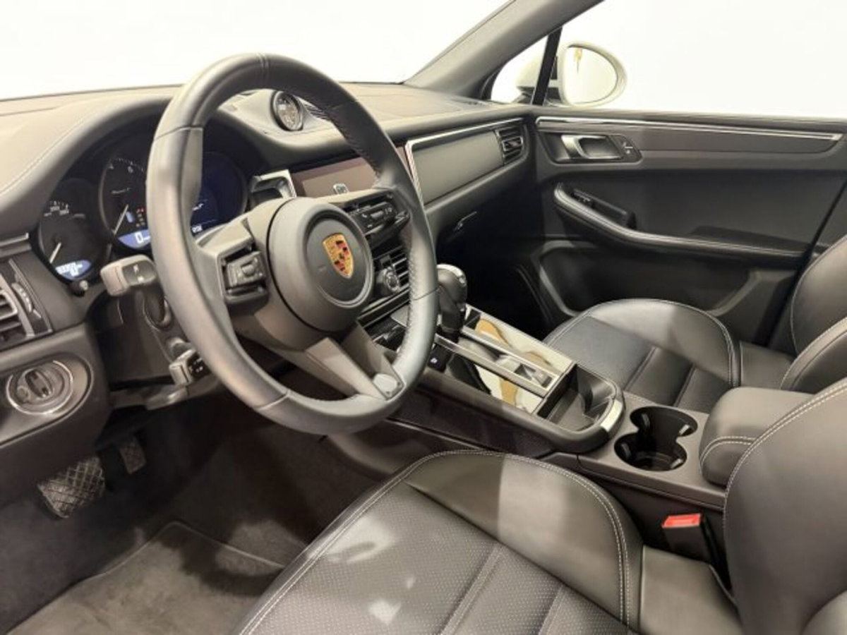 Porsche Macan 2.0 T 265cv pdk (17)