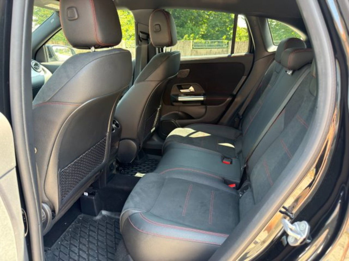 Mercedes-Benz GLA SUV 200 d AMG Line Premium Plus 4matic auto (13)