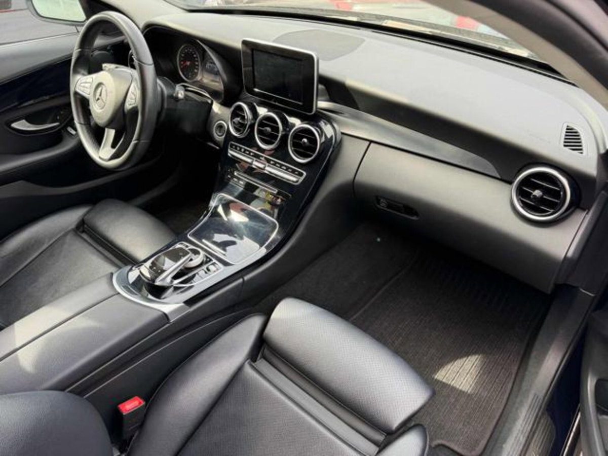 Mercedes-Benz Classe C Station Wagon 200 d Auto Sport Plus (6)