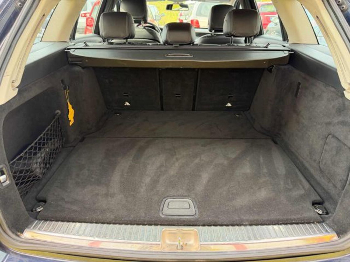 Mercedes-Benz Classe C Station Wagon 200 d Auto Sport Plus (9)